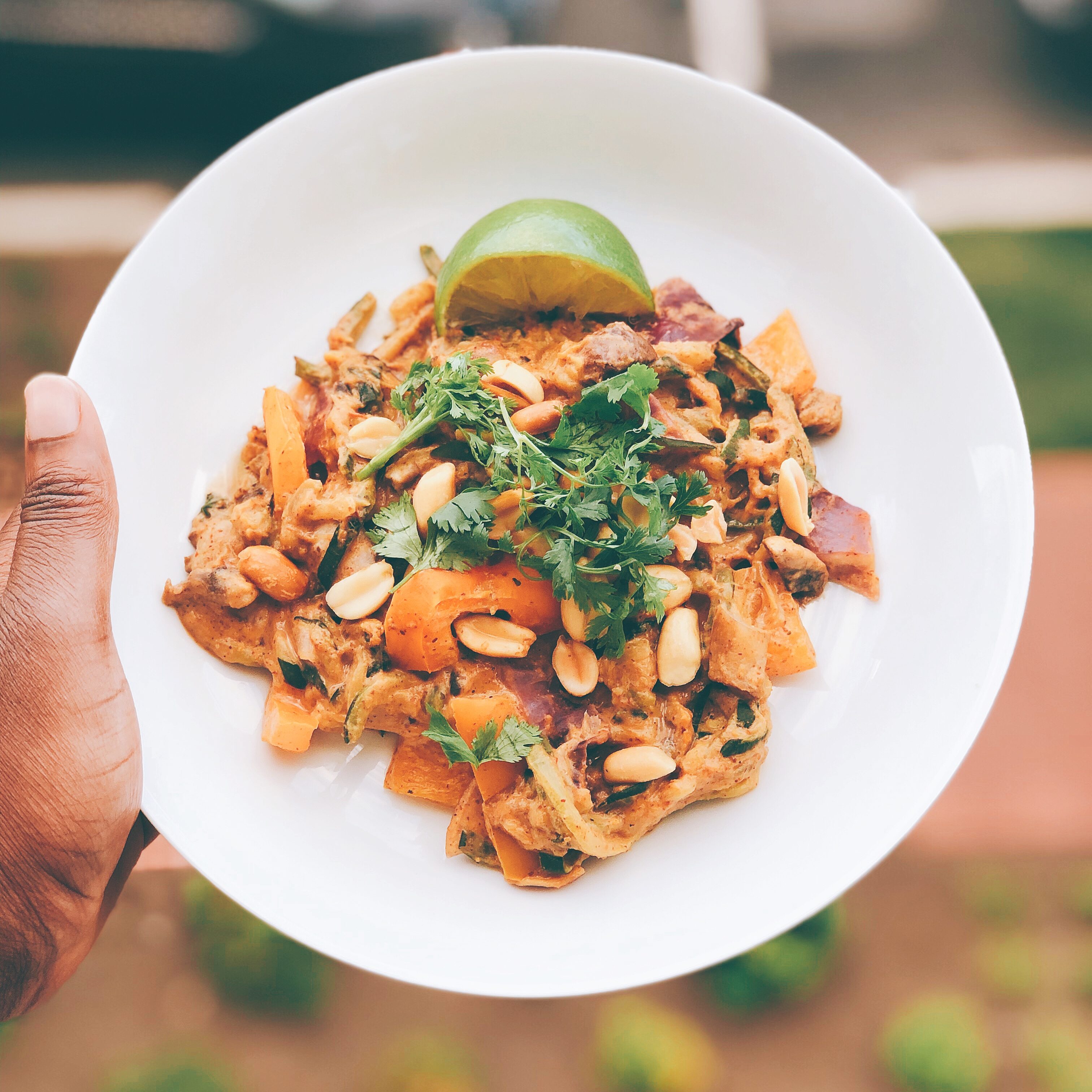 20 Minute Thai Peanut Zucchini Noodles